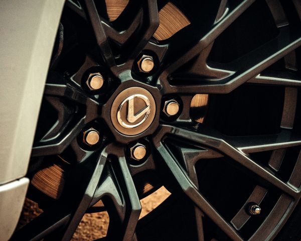 Lexus, alloy wheel Wallpaper 1280x1024