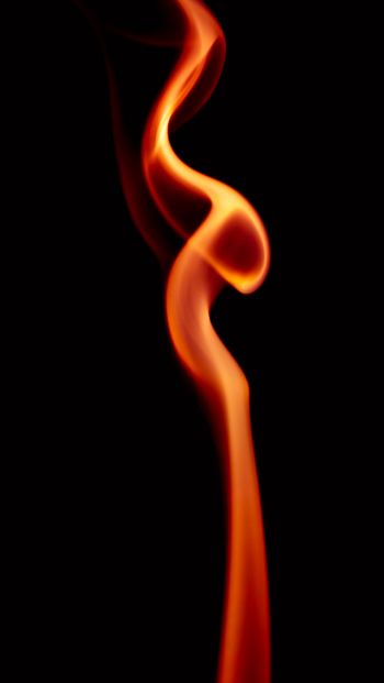 flame, black background Wallpaper 640x1136
