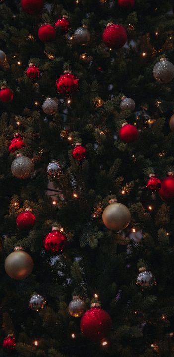christmas balls, Christmas tree Wallpaper 1440x2960