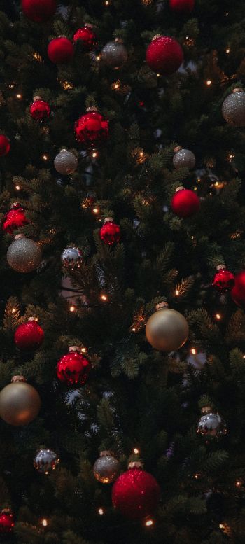 christmas balls, Christmas tree Wallpaper 1440x3200