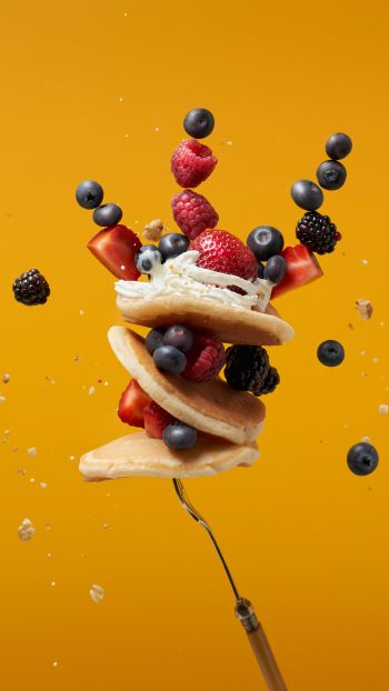 pancakes, berries Wallpaper 720x1280