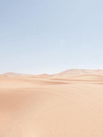 Обои 1620x2160 песчаные дюны, небо