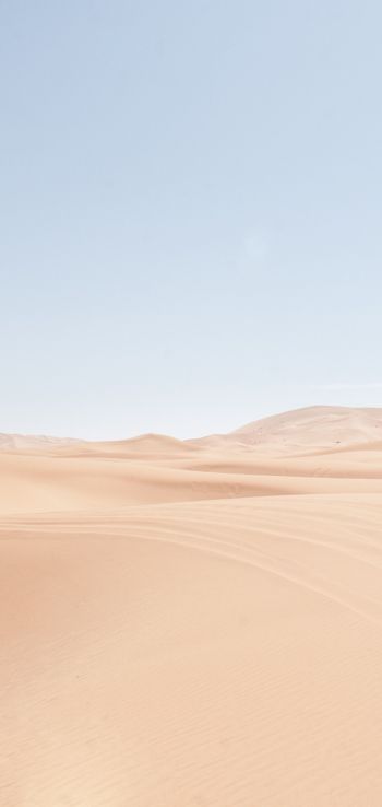 Обои 1080x2280 песчаные дюны, небо