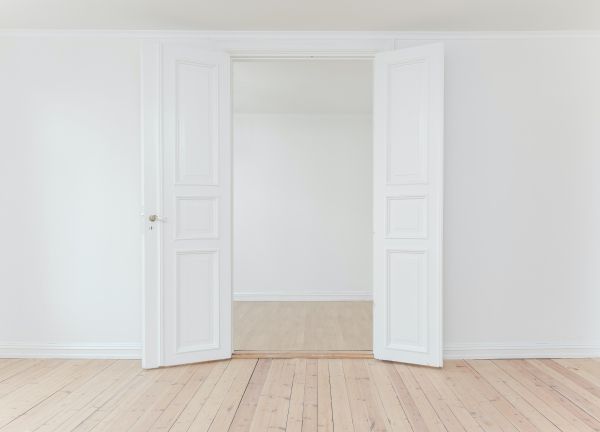white, door Wallpaper 5200x3744