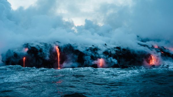 lava, sea, clouds, par Wallpaper 1600x900