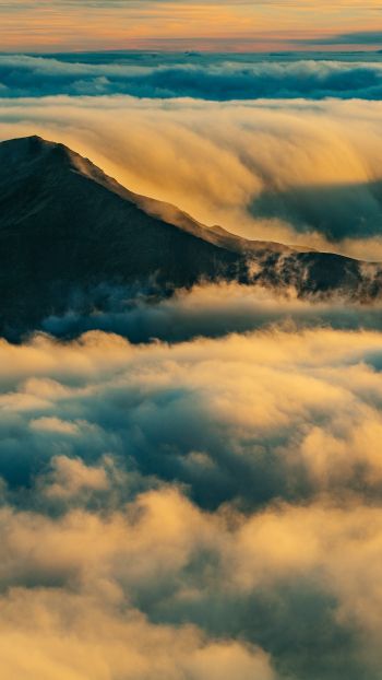 mountains, clouds Wallpaper 720x1280