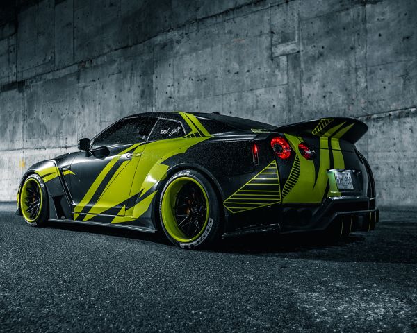 Mitsubishi, sports car Wallpaper 1280x1024