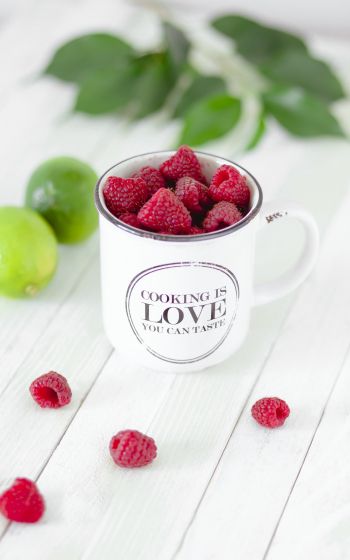 raspberries, berries, mug Wallpaper 1600x2560