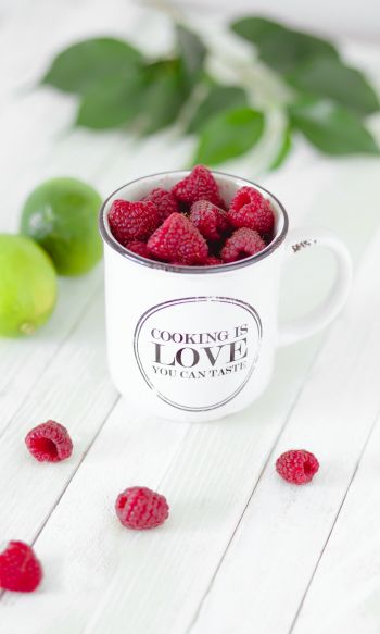 raspberries, berries, mug Wallpaper 1200x2000