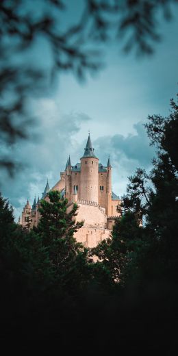 lock, Segovia, Spain Wallpaper 720x1440