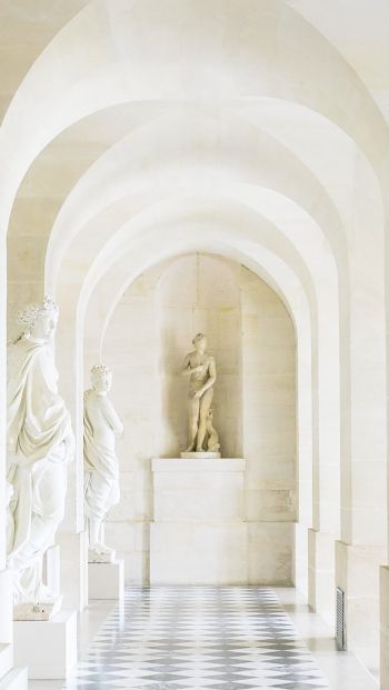 Palace of Versailles, Versailles, France Wallpaper 640x1136