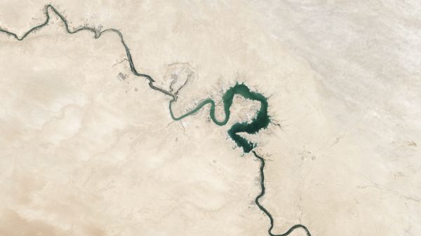 Обои 1600x900 вид сверху, река, Багдад, Ирак