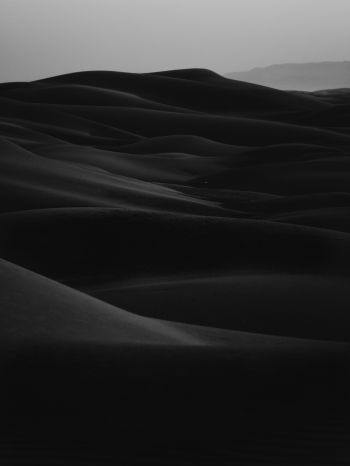Обои 1668x2224 песчаные дюны, темный