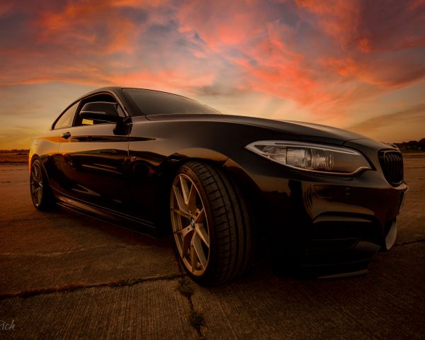 Обои 1280x1024 BMW 240i Coupe, закат