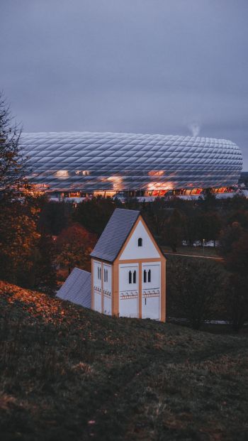 Allianz Arena, Munich, Germany Wallpaper 640x1136