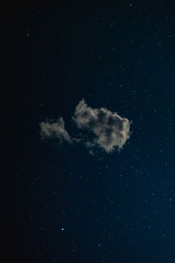 Обои 640x960 облако, звездное небо