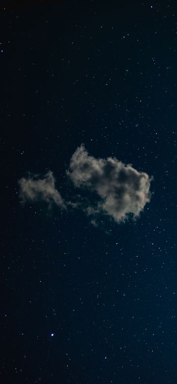 Обои 828x1792 облако, звездное небо