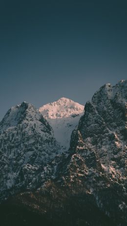 Обои 640x1136 горы, небо, снег