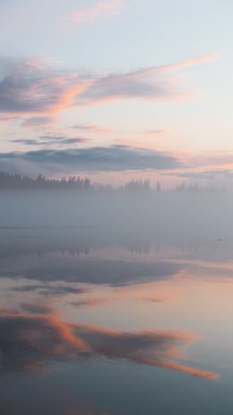Обои 1440x2560 Финляндия, озеро, туман