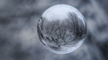 ball, sphere, reflection Wallpaper 3840x2160