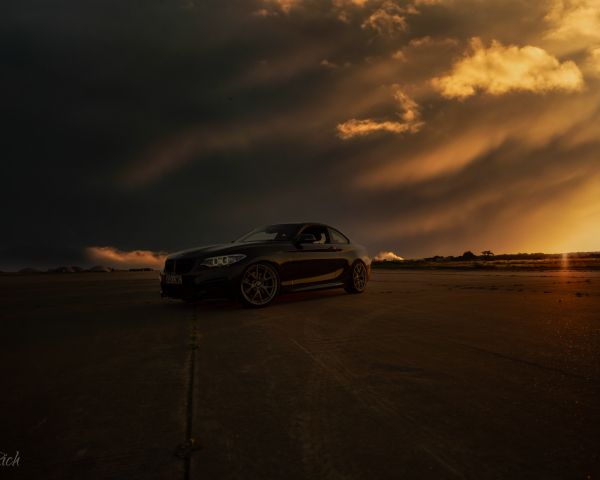 Обои 1280x1024 BMW 240i Coupe, закат