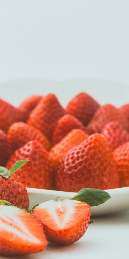 strawberry, berry, red Wallpaper 720x1440