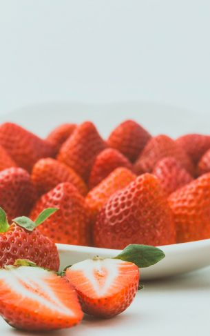 strawberry, berry, red Wallpaper 1752x2800