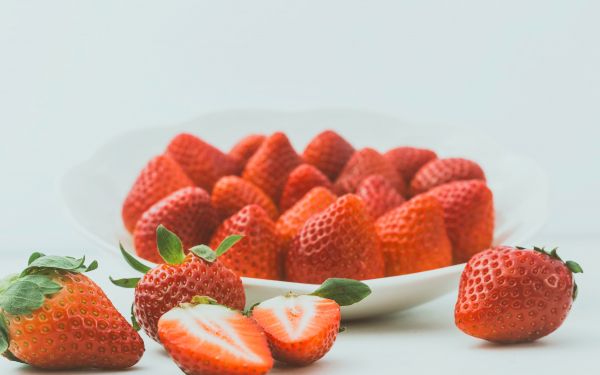 strawberry, berry, red Wallpaper 2560x1600