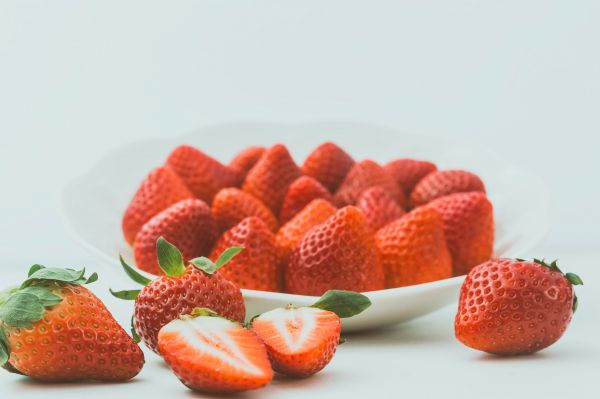 strawberry, berry, red Wallpaper 5549x3699