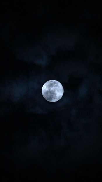 Обои 1080x1920 луна, ночь, небо