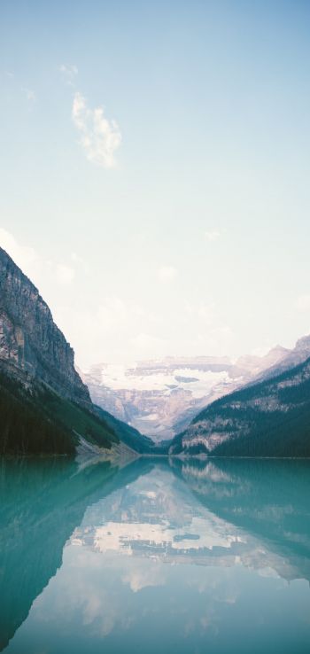 Обои 1440x3040 Озеро Луиз, Канада, отражение