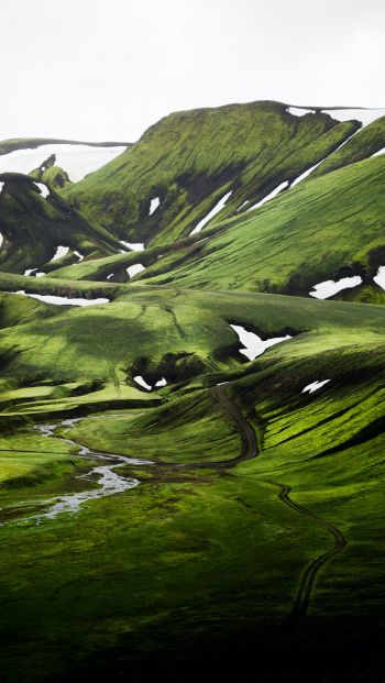 Обои 640x1136 Исландия, холмы, зеленый