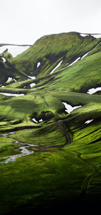 Обои 720x1520 Исландия, холмы, зеленый