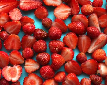 strawberry, berries Wallpaper 1280x1024