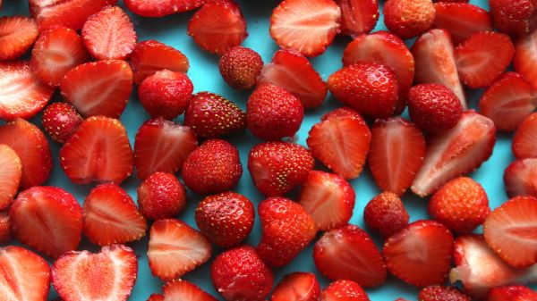 strawberry, berries Wallpaper 1280x720