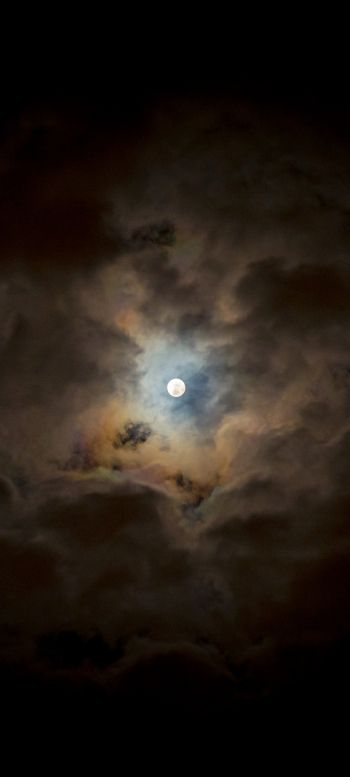 Обои 720x1600 луна, облака, ночь