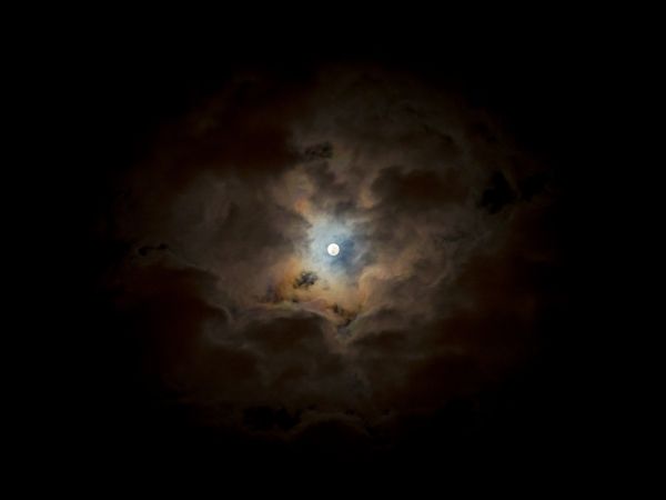 moon, clouds, night Wallpaper 800x600