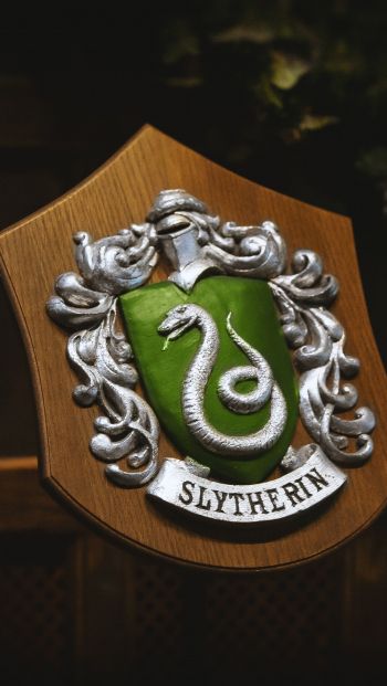 Slytherin, coat of arms Wallpaper 640x1136