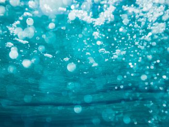 underwater, bubbles Wallpaper 1024x768