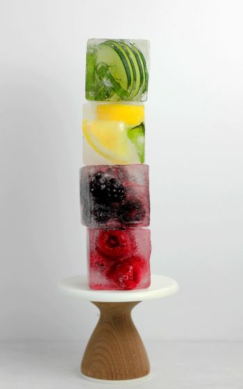 Обои 1200x1920 кубик льда, фрукты, ягоды