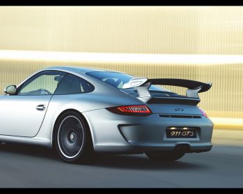 Обои 1280x1024 Porsche 911 GT3, спортивная машина