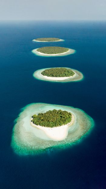 Обои 1440x2560 Мальдивы, вид с высоты птичьего полета, острова