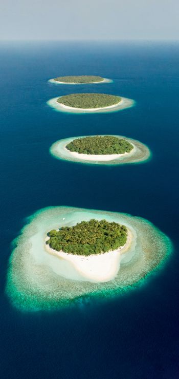 Maldives, bird's eye view, islands Wallpaper 1080x2280