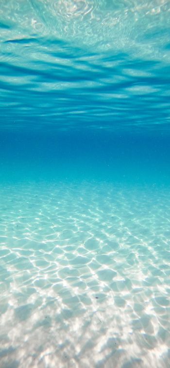 Обои 1125x2436 под водой, океан, Мальдивы