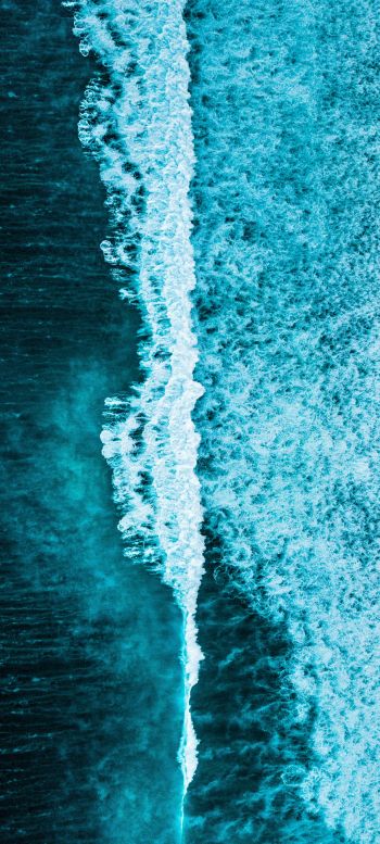 Обои 720x1600 морские волны, вид сверху, синий