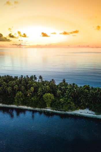 Обои 640x960 Мальдивы, остров, закат