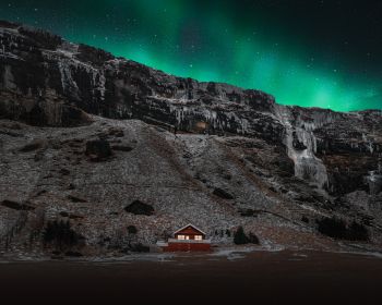 Обои 1280x1024 Исландия, дом у озера