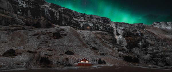 Обои 2560x1080 Исландия, дом у озера