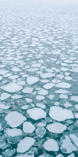 Обои 720x1440 замерзшее озеро, лед, зима