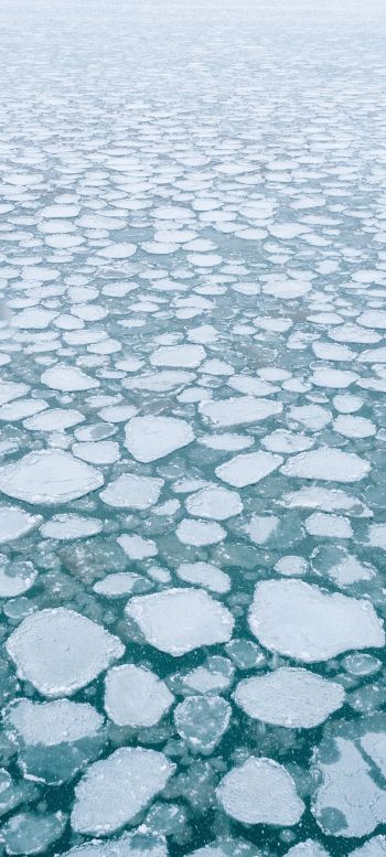 Обои 1080x2400 замерзшее озеро, лед, зима